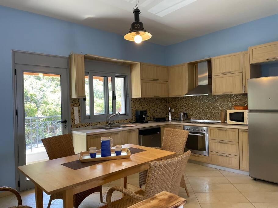 Akoumaros Breeze Villa Gytheio Exteriör bild