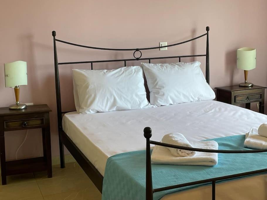 Akoumaros Breeze Villa Gytheio Exteriör bild