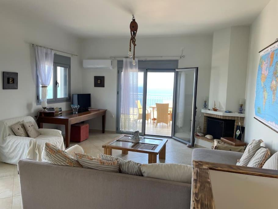 Akoumaros Breeze Villa Gytheio Exteriör bild